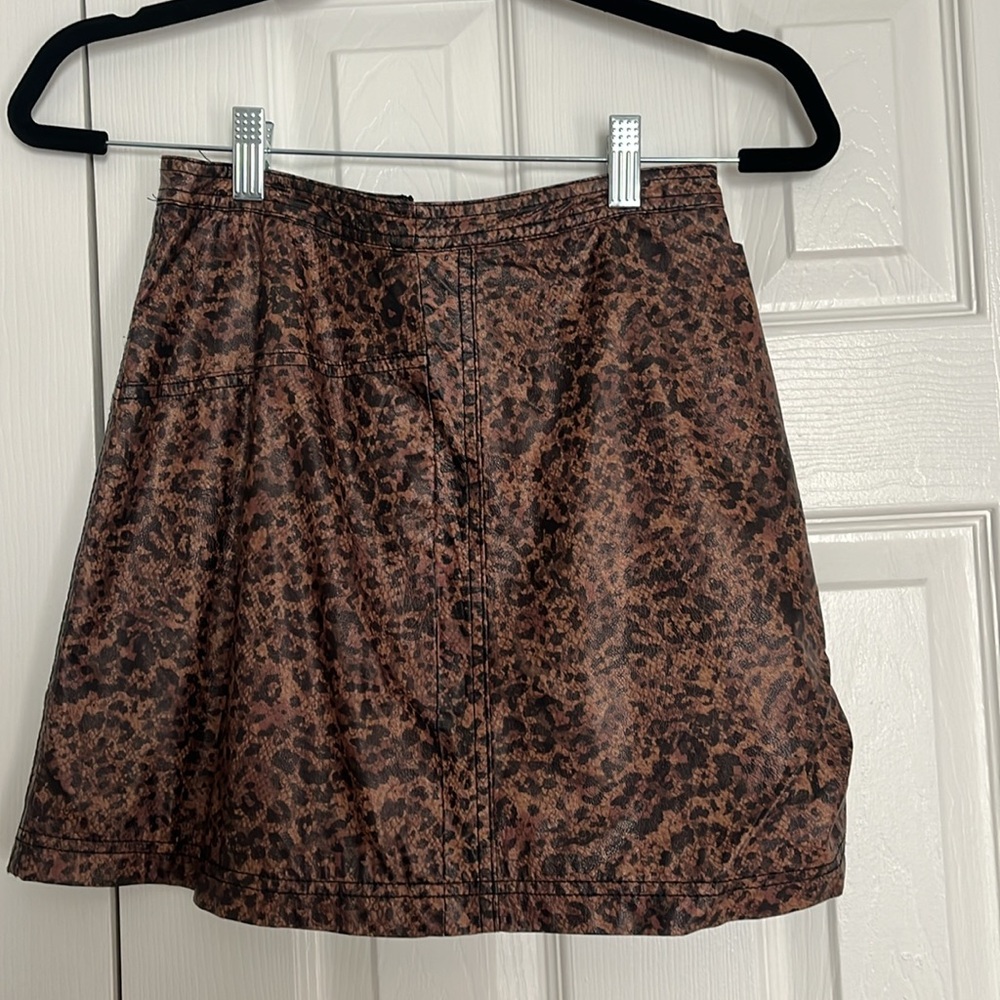 Free People Fake Out Animal Print Wrap Skirt Size 2 - Picture 2 of 3
